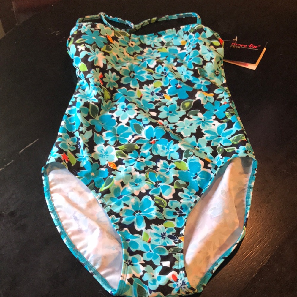 NWT Women’s 6 Shape Fx Swimsuit Blue Floral 🌈